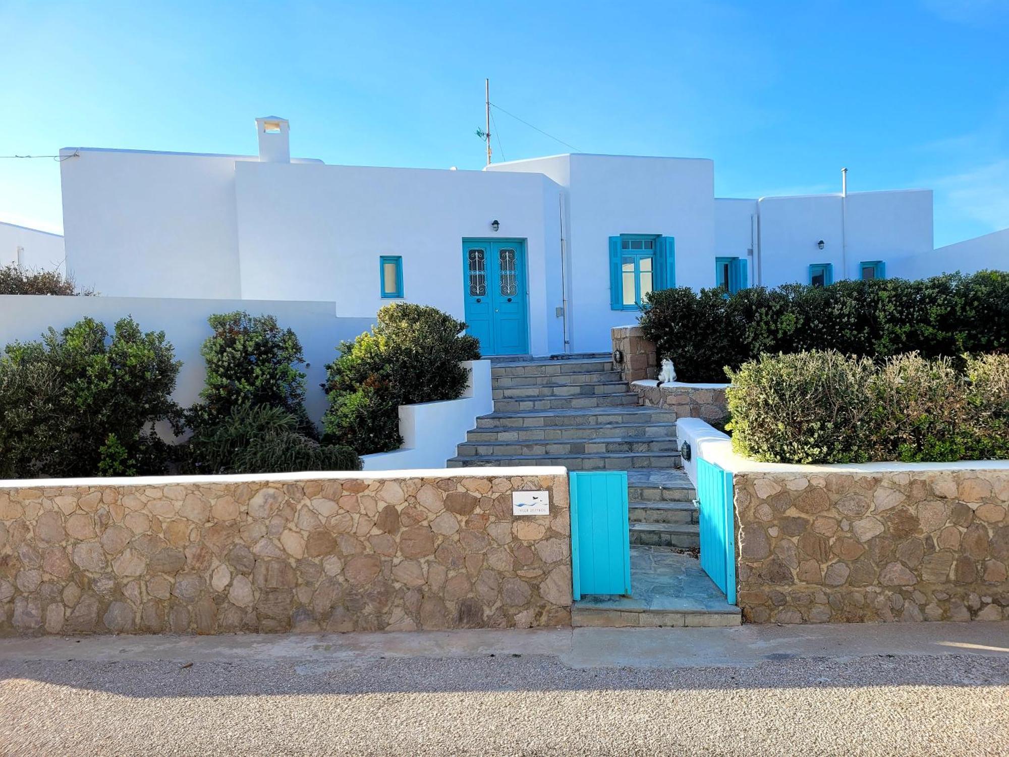 Villa Zefyros Pachaina Luaran gambar