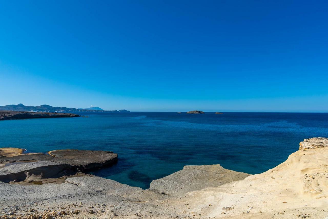 Villa Zefyros Pachaina Luaran gambar