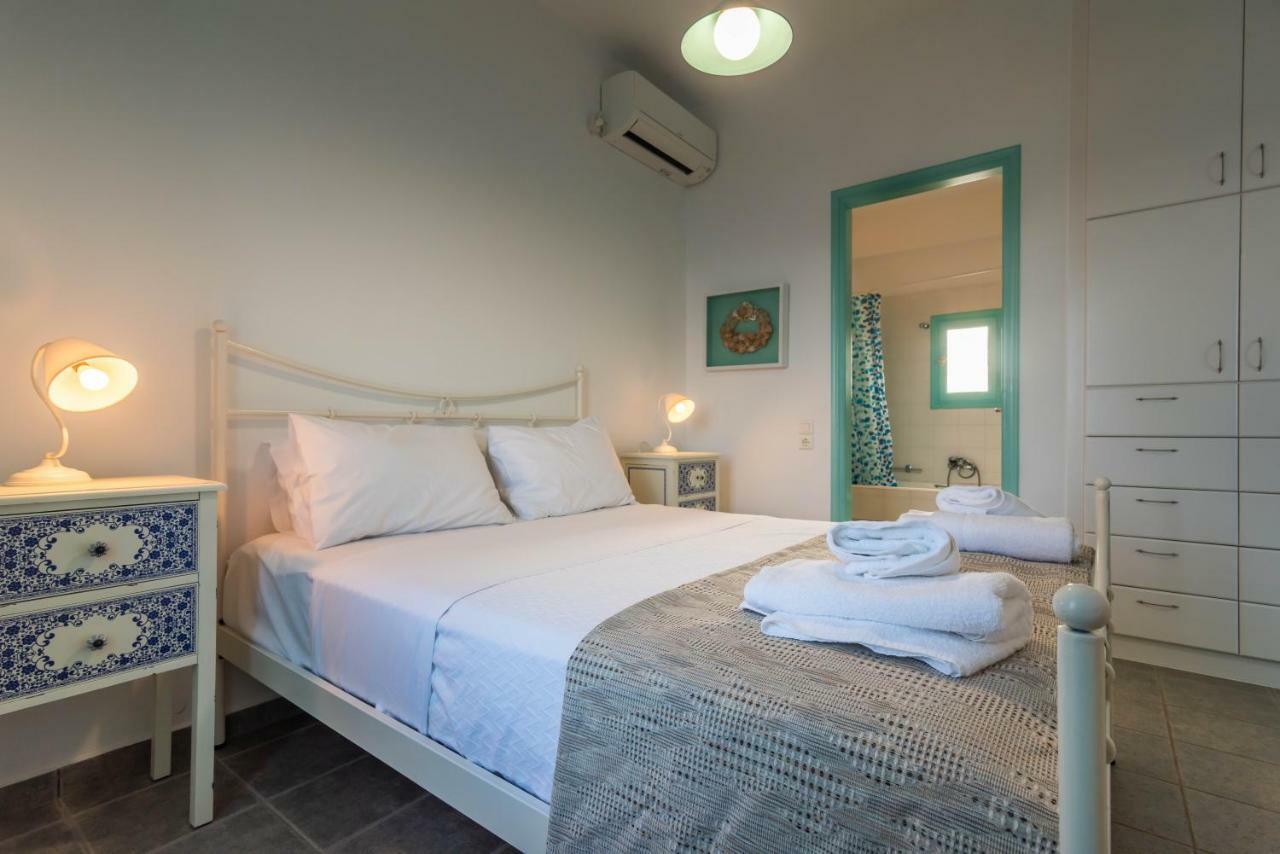 Villa Zefyros Pachaina Luaran gambar